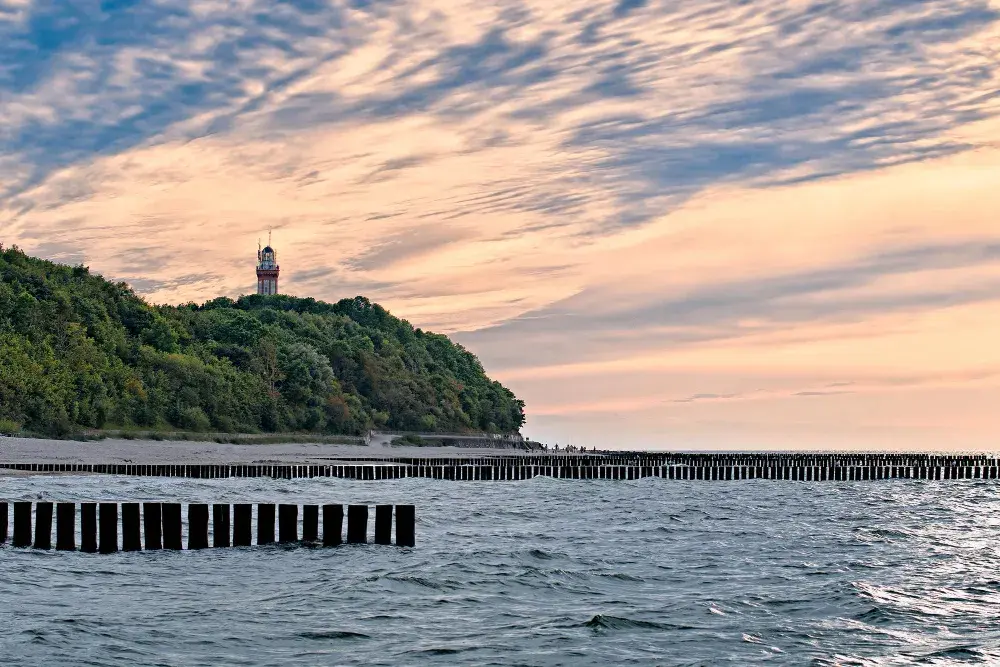 Zdjęcie Ocean, którego częścią jest morze bałtyckie – jak wygląda ich związek?
